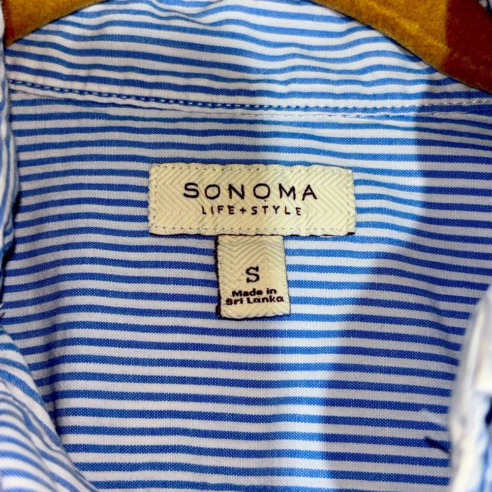 Adult Small Men’s White and Blue Striped Dress Shirt